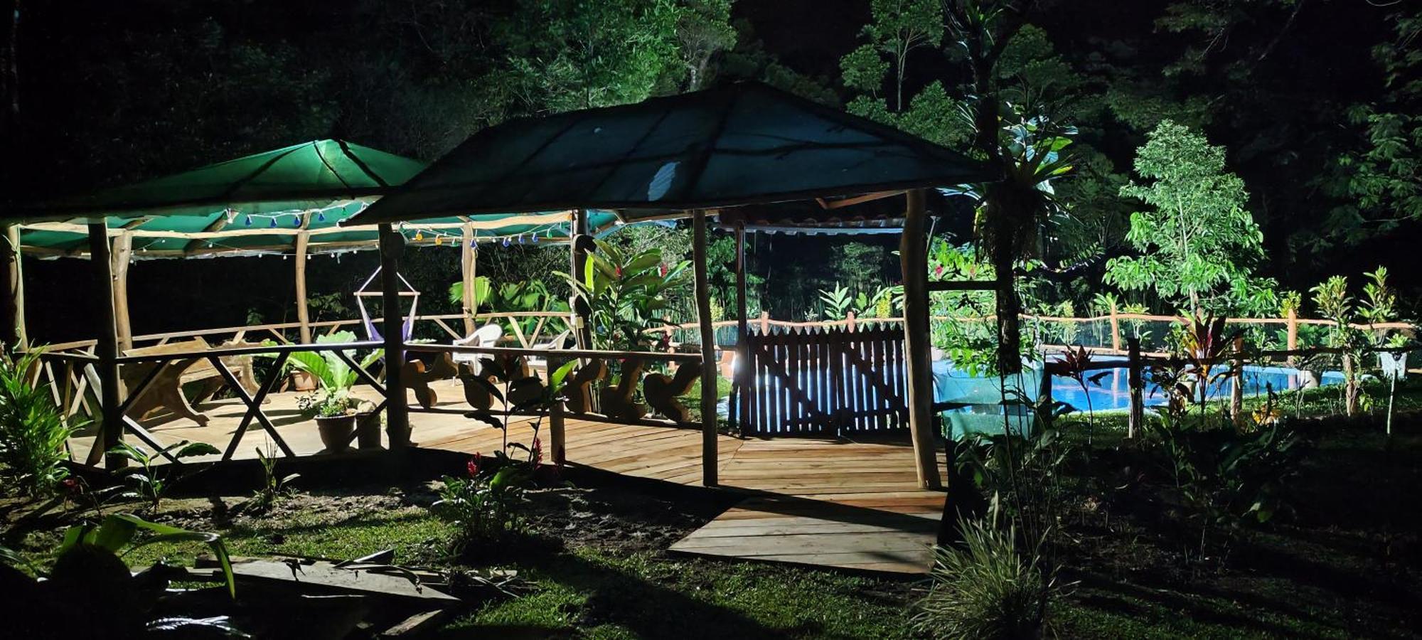 Oski Lodge, Rain Forest Rincon De La Vieja Upala Eksteriør billede